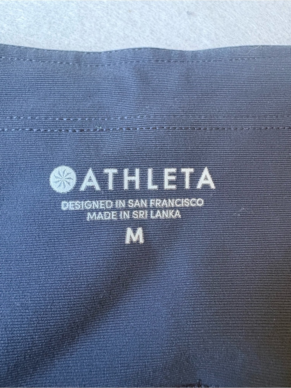 Athleta Stripe Stealth Skort Navy Blue and White Sz M Pickleball Tennis - Picture 3 of 7